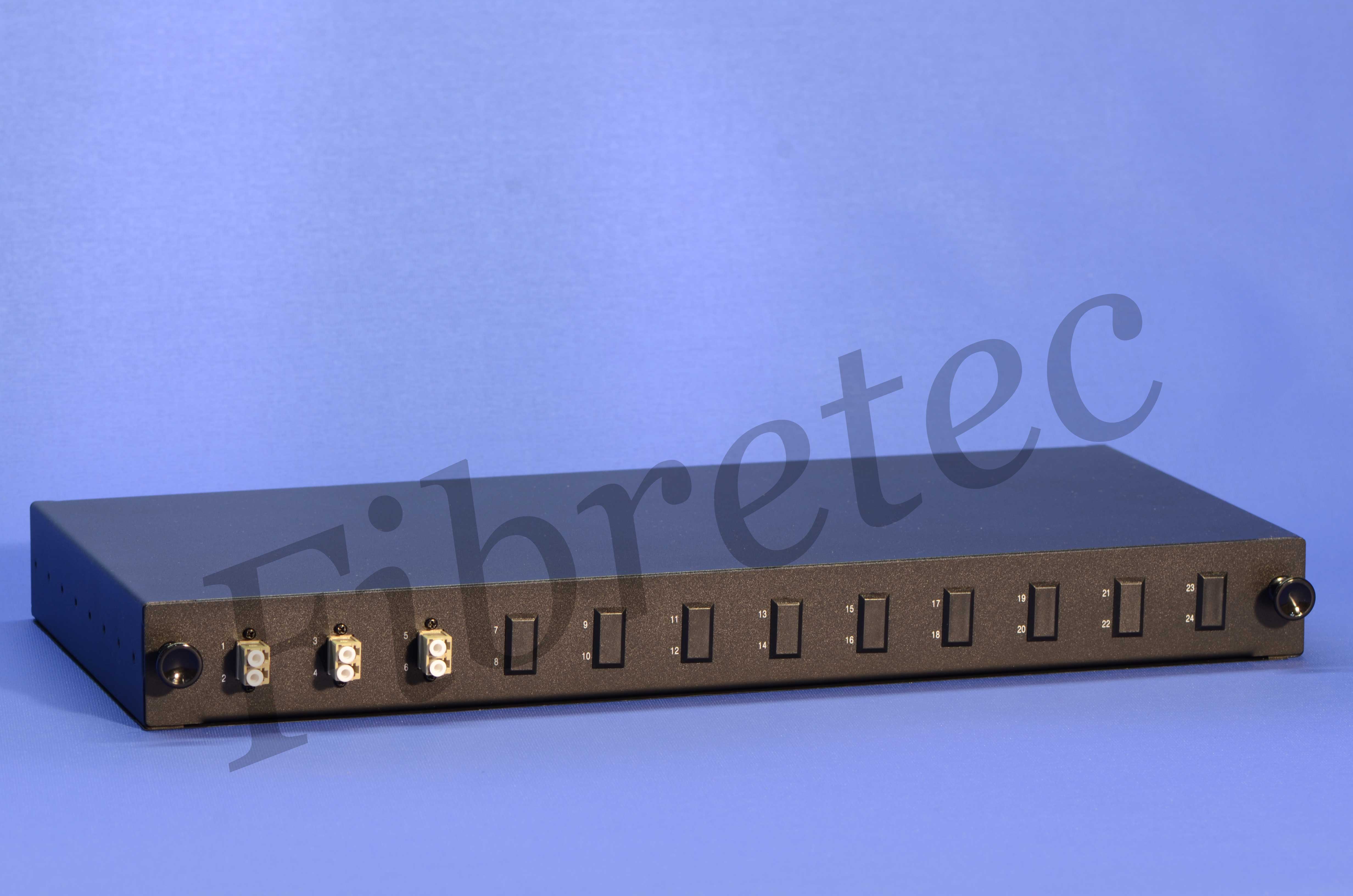 Tiroir Fiberstar 19’’ 1U 6 FO avec 3 traversées LC/LC duplex multimode beiges